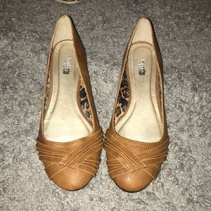 BROWN FLATS